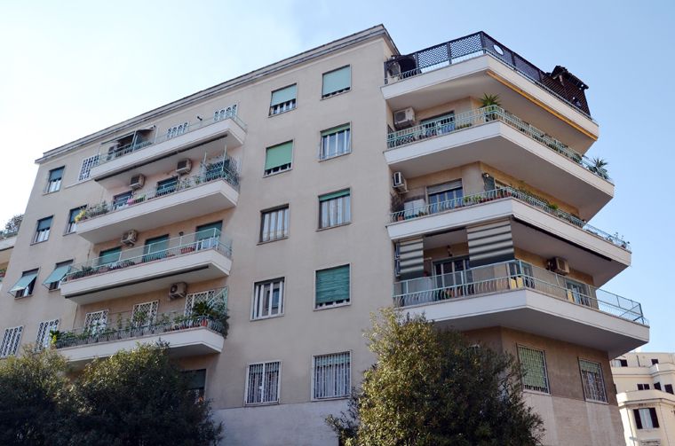Appartamento Via Makallè, Roma